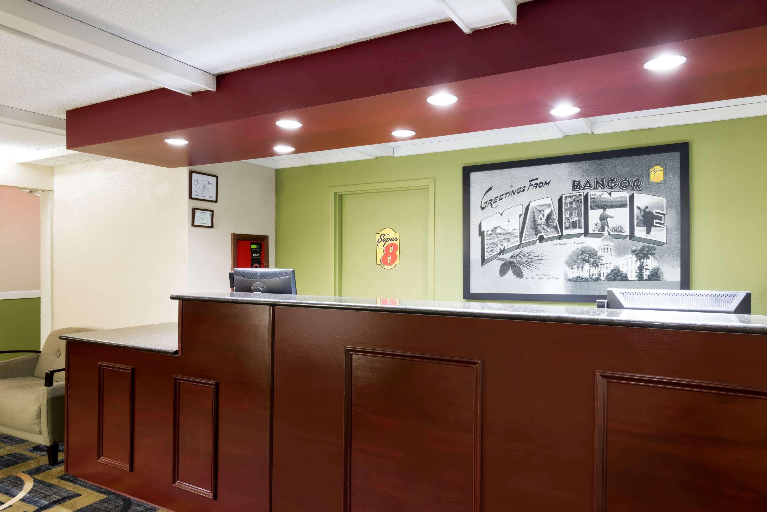 Super 8 By Wyndham Bangor Hotel Ngoại thất bức ảnh