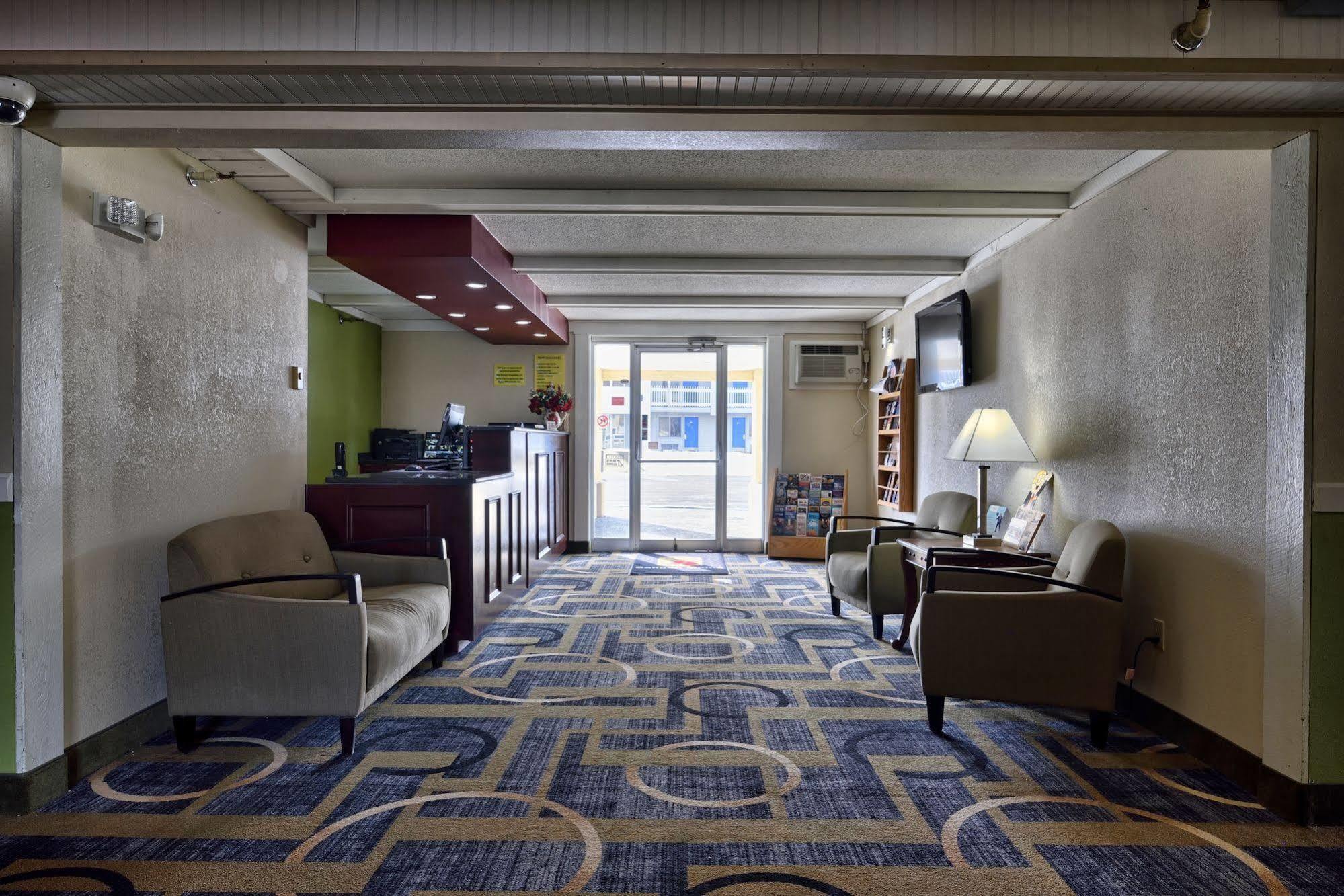 Super 8 By Wyndham Bangor Hotel Ngoại thất bức ảnh